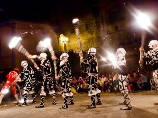 Dance y Contradanza de Cetina Dance y Contradanza de Cetina
